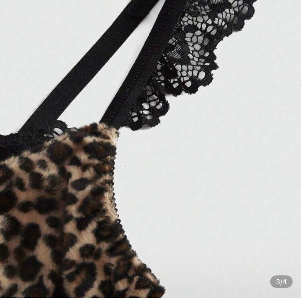 💚 ROMWE Leopard Print Lace Trim Cami Top – Women’s Lace Up Crop Tank – - Picture 4 of 9